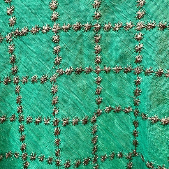 Formal raw silk Anarkali Indian gown green embroidered beaded wedding full skirt - Picture 6 of 10